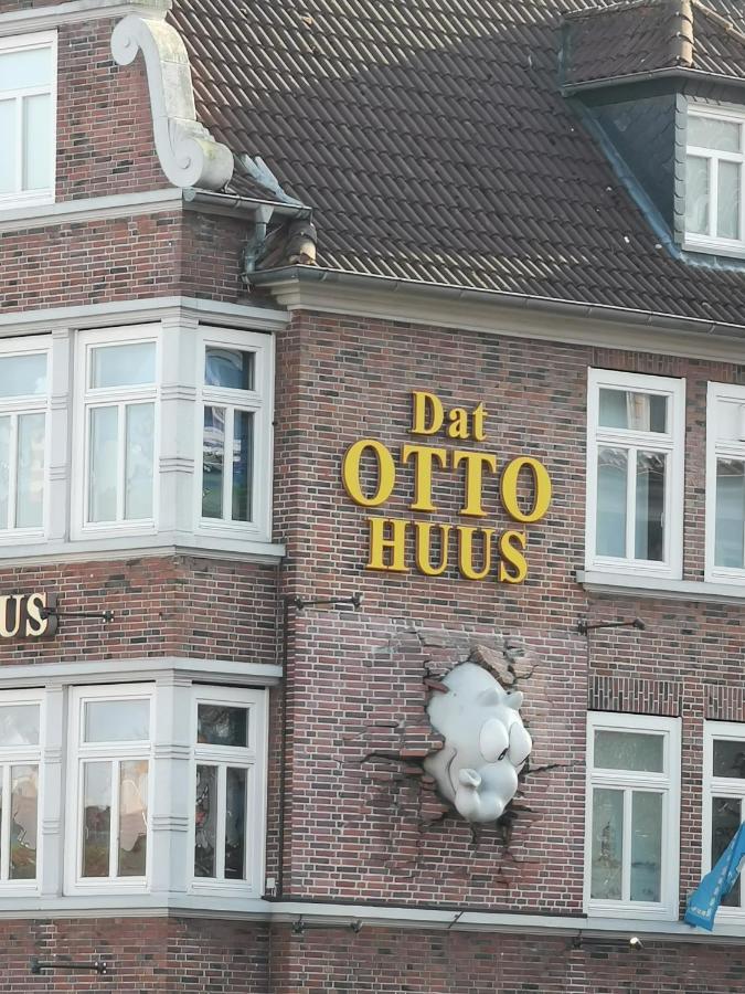 Up Wulkje21 Neu Renovierte Wohnung Mit Pkw Stellplatz Emden Extérieur photo
